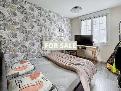 Detached House with Landscaped Garden