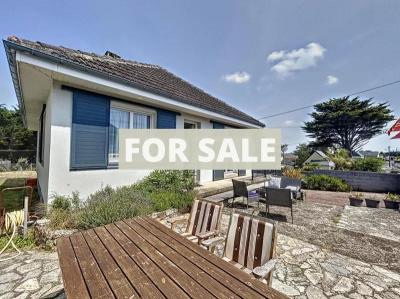 Detached House Just 200m From the Beach