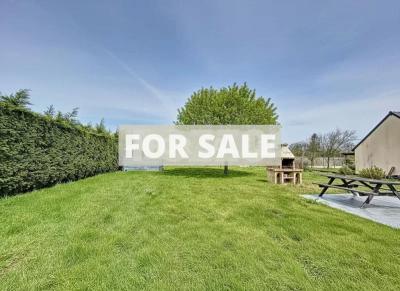 Detached House with Garden by the Coast