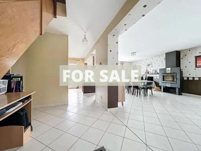 Detached House with Garden by the Coast