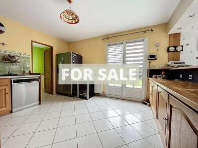 Detached House with Garden by the Coast