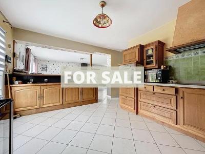 Detached House with Garden by the Coast