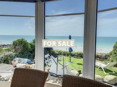 Sea Front Villa with Open Sea Views