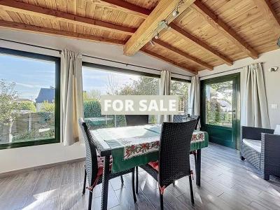 Detached House with Garden by the Coast