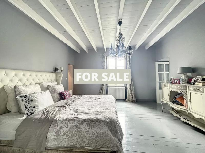 Detached Country House with Outbuilding