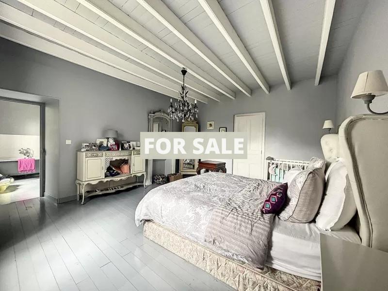 Detached Country House with Outbuilding