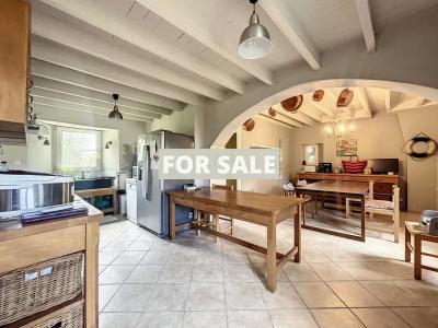 Detached Country House with Outbuilding