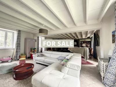 Detached Country House with Outbuilding