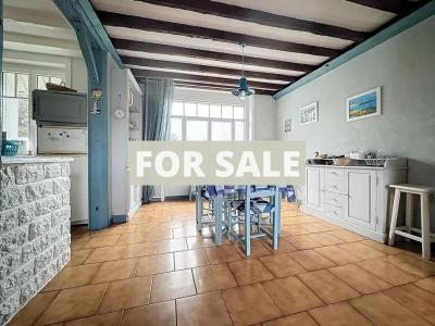 Detached House with Garden by the Coast