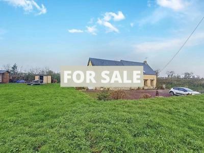 Detached Country House with Garden