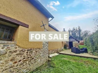 Detached Country House with Garden