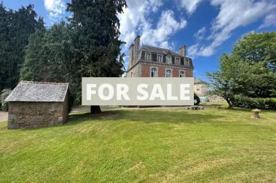 Manor House with Outbuilding and Land