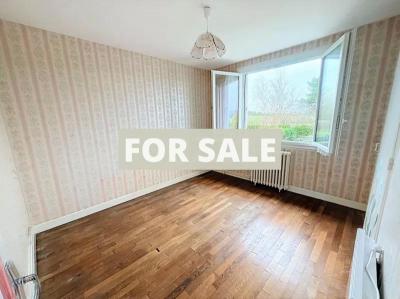 Detached House with Garden only 1.8km to the Sea