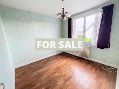 Detached House with Garden only 1.8km to the Sea