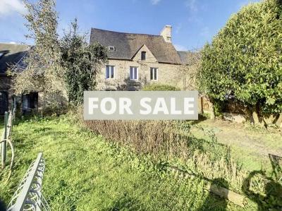 Detached House with Garden