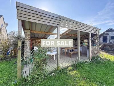 Detached House with Garden