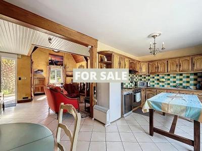 Detached House with Home Cinema and LovelyGarden