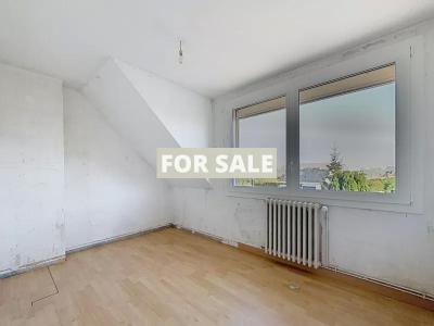 Detached House in Good Order by the Coast