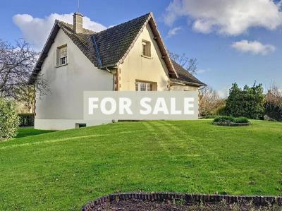 Detached Country House with Garden