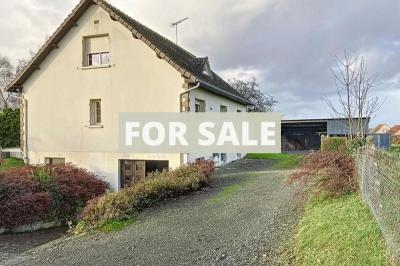 Detached Country House with Garden