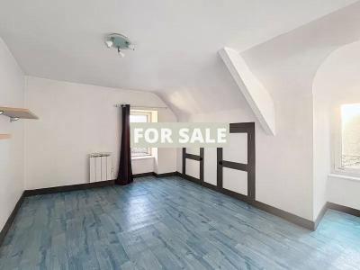 Detached Country House with Outbuilding