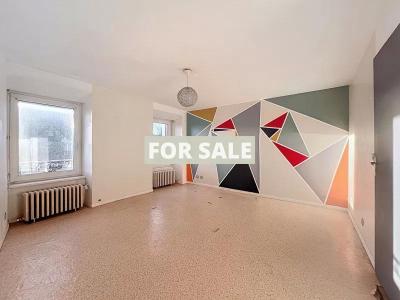 Detached Country House with Outbuilding