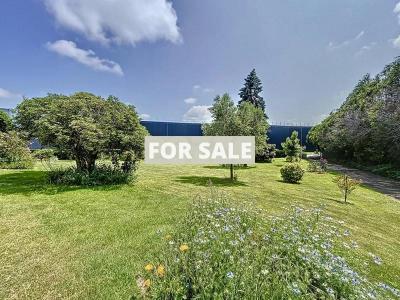 Detached House with Garden by the Coast