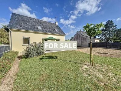 Modern Detached House Close to the Sea