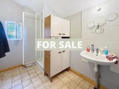 Detached Country House with Outbuilding