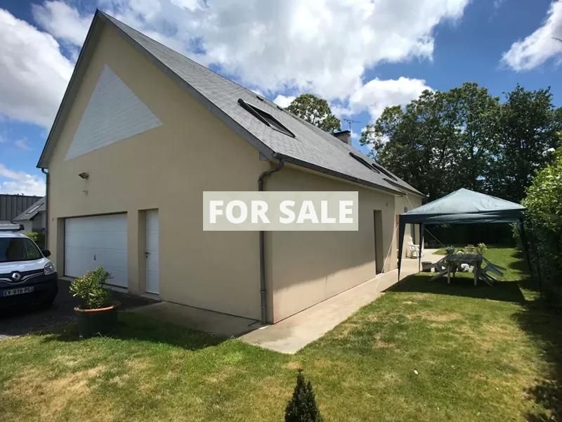 Detached House with Garden