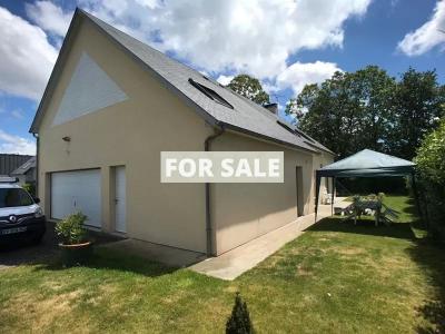 Detached House with Garden
