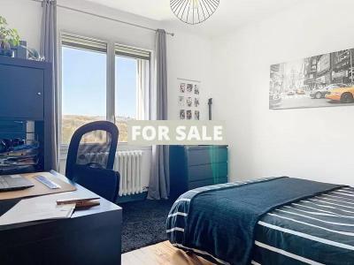 Town House in Excellent Condition with Garden