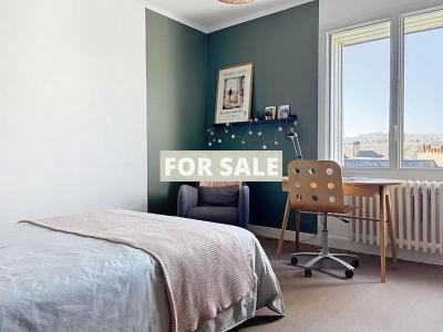 Town House in Excellent Condition with Garden