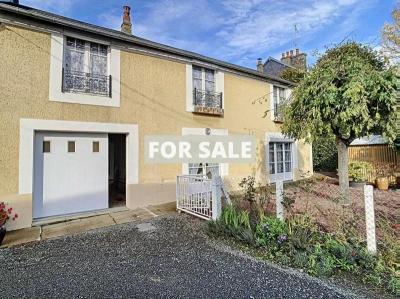 Traditional House with Garden