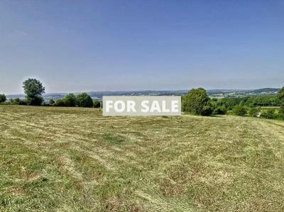 Detached Country House With Open Views and Outbuilding