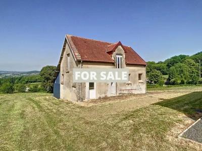 Detached Country House with Outbuilding