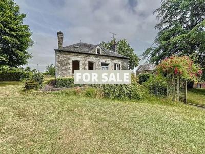 Detached House with Lovely Large Garden