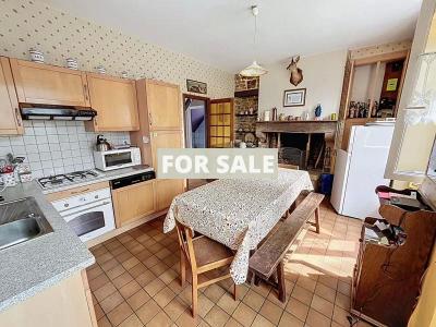 Detached House with Lovely Large Garden