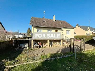 Detached House with Garden