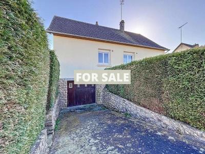 Detached House with Garden