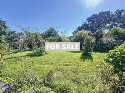 Detached Coastal House with Landscaped Garden