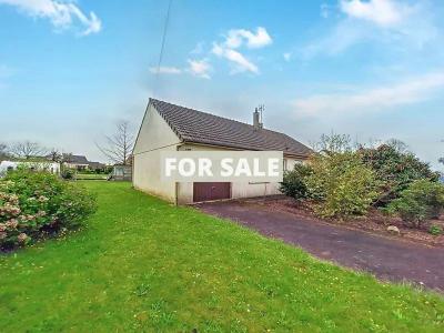 Detached House with Landscaped Garden