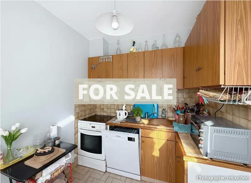 Detached House in Coastal Resort Town