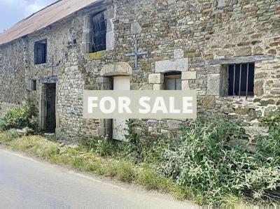 Detached House with Garden by the Coast