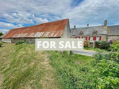 Detached House with Garden by the Coast