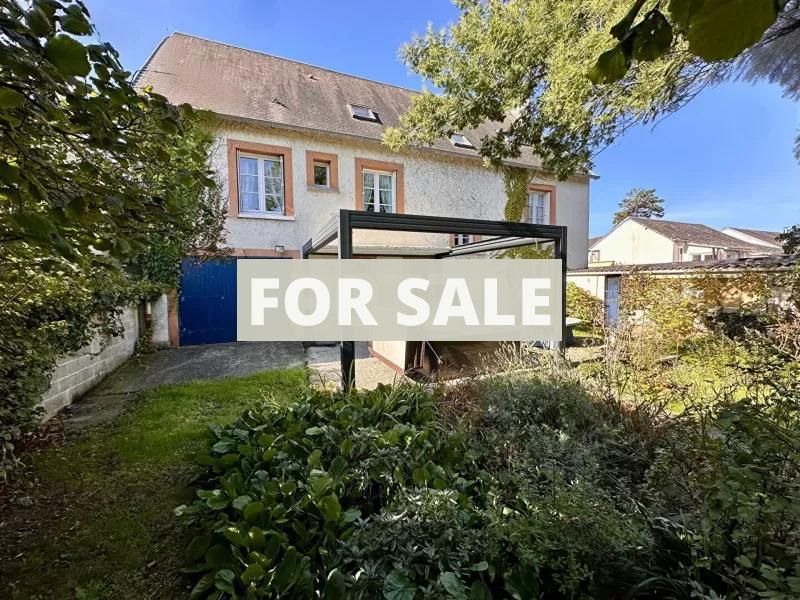 House with View of Mont St Michel