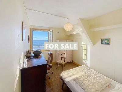 Detached Sea Front Property with Panoramic Sea Views