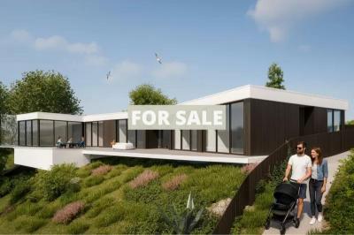 New Build Contemporary Detached House with Sea View