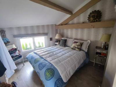 Town House With Courtyard and Garage