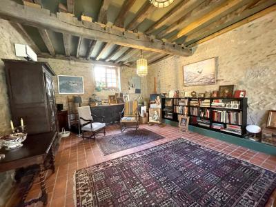 Character Property In Historic Setting